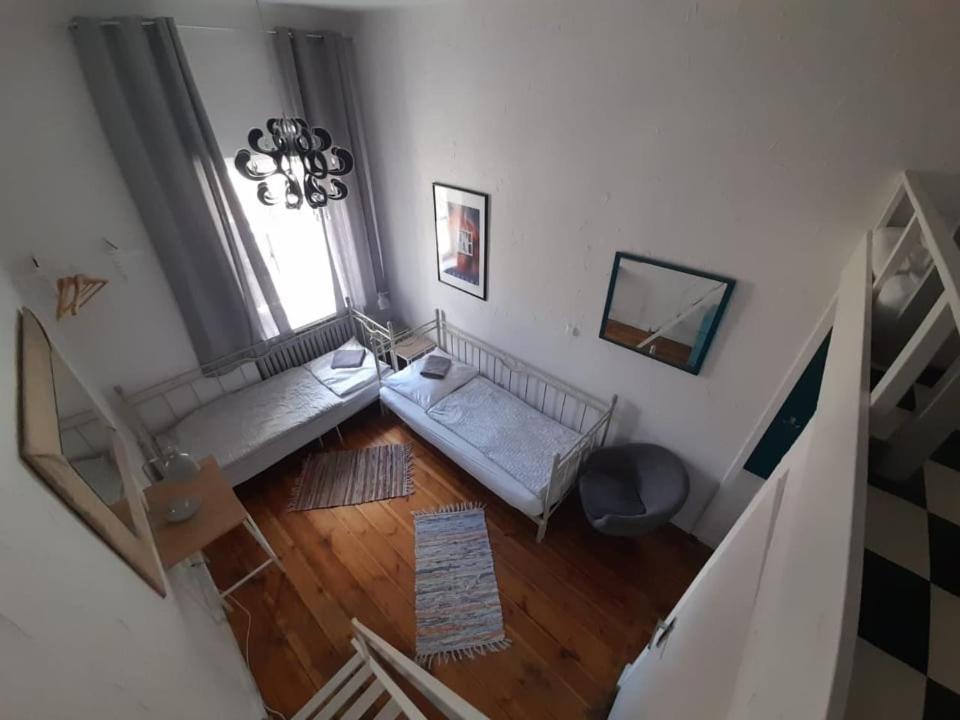 Rodzinna Przestrzen Dla 8 Osob 2 Pokoje Z Lazienka I Mini Aneksem Varšava Exteriér fotografie